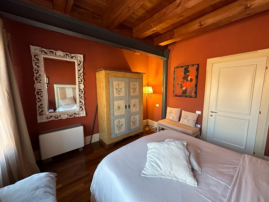 Bed Room