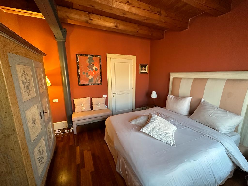 Bed Room